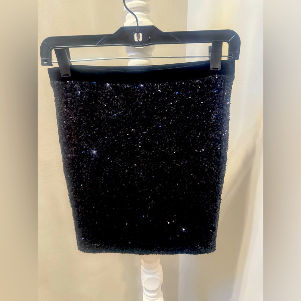 bebe Y2K Black Sequin Pencil Mini Skirt w/ Stretchy Velour Waist | Women’s XS
